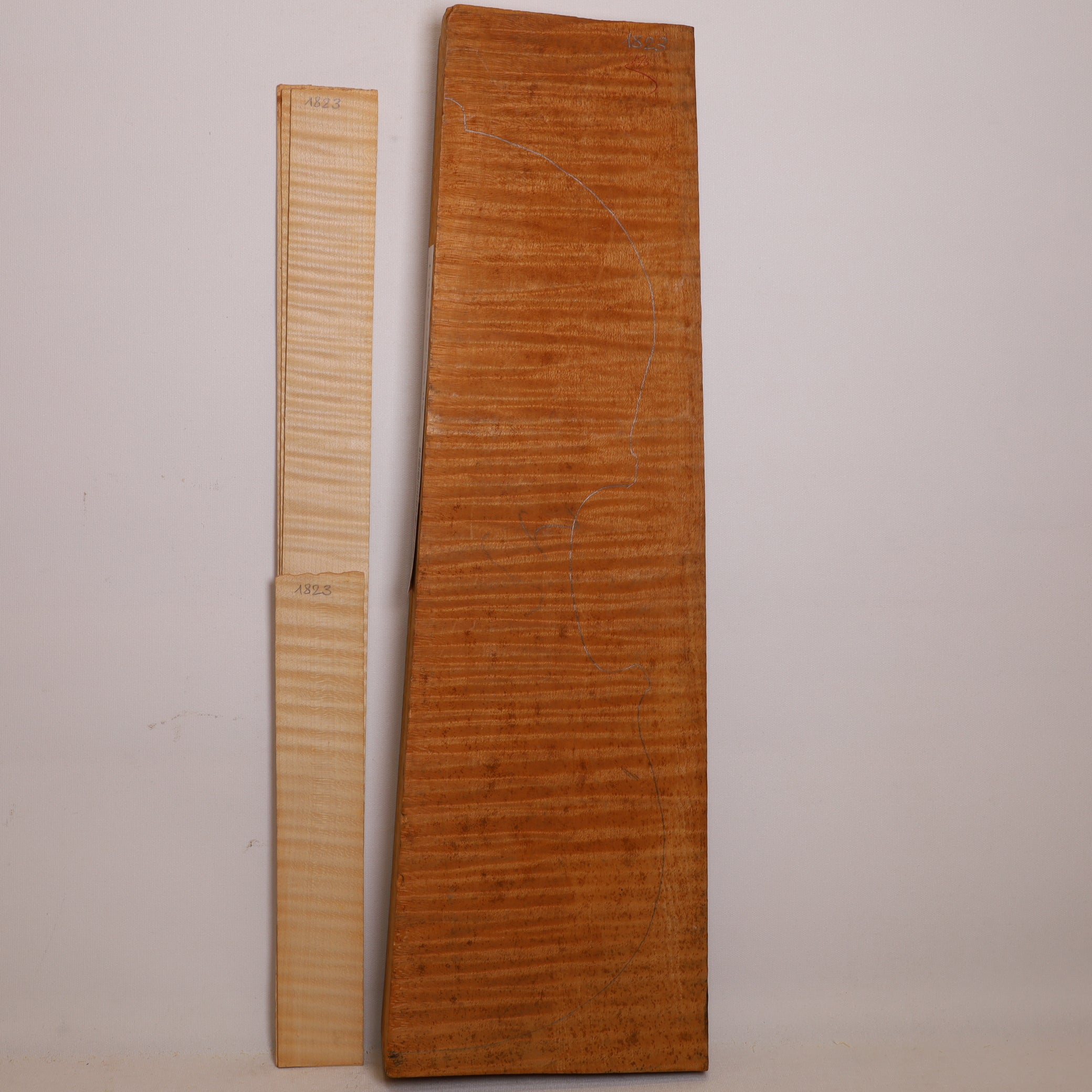 Maple Set (back/sides) for Violin from 1967 (no. 1823)