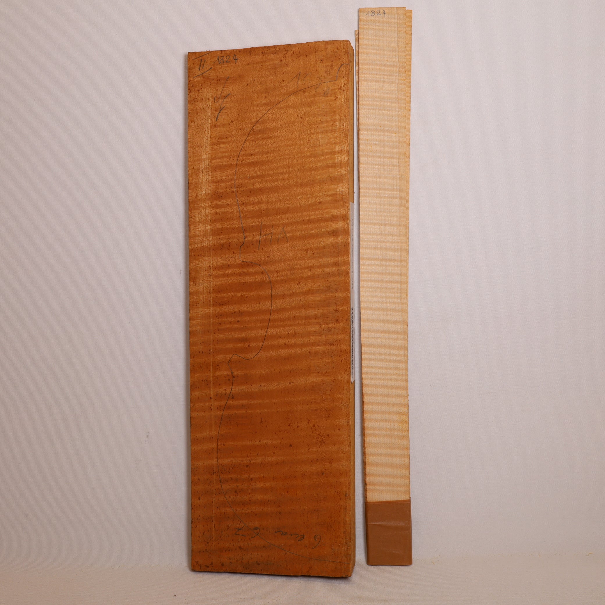 Maple Set (back/sides) for Violin from 1967 (no. 1824)