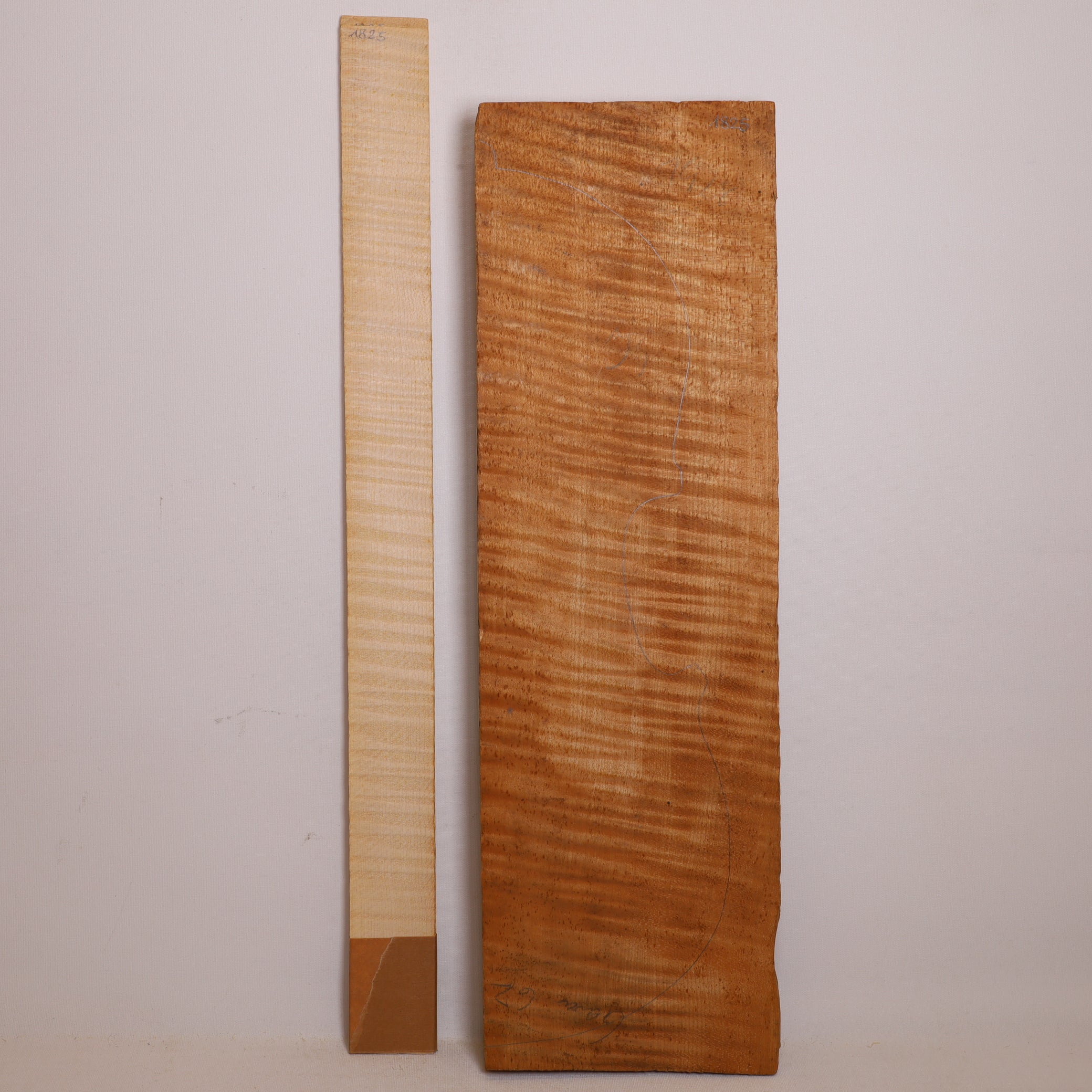 Maple Set (back/sides) for Violin from 1967 (no. 1825)