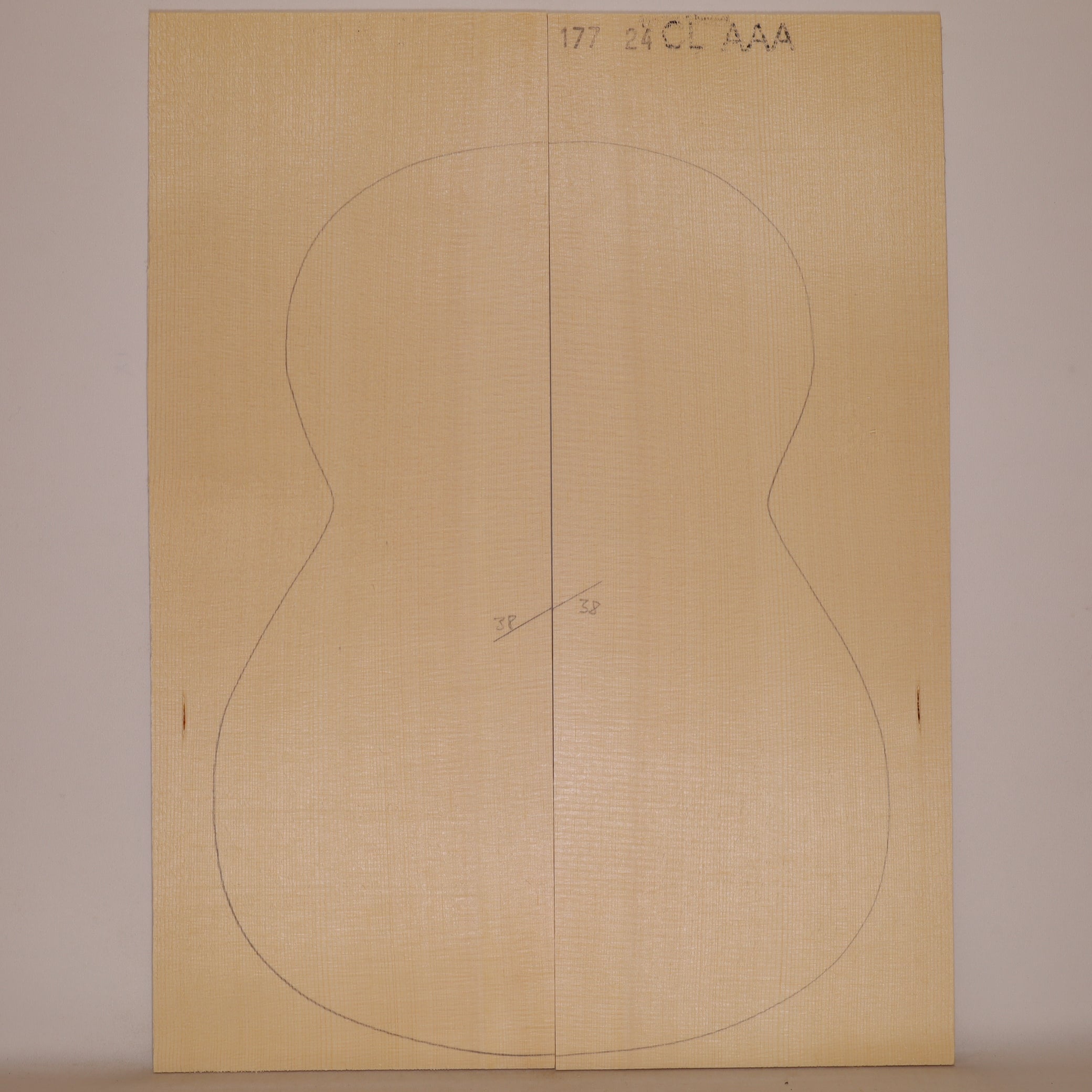 Spruce Top for Classical Guitar AAA (no. 1081)