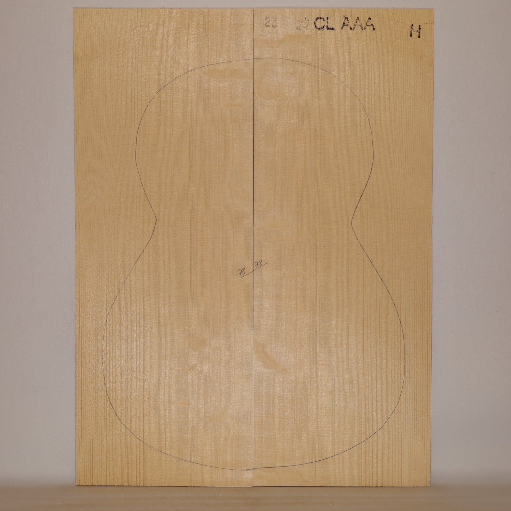 Spruce Top for Classical Guitar AAA (no. 914)