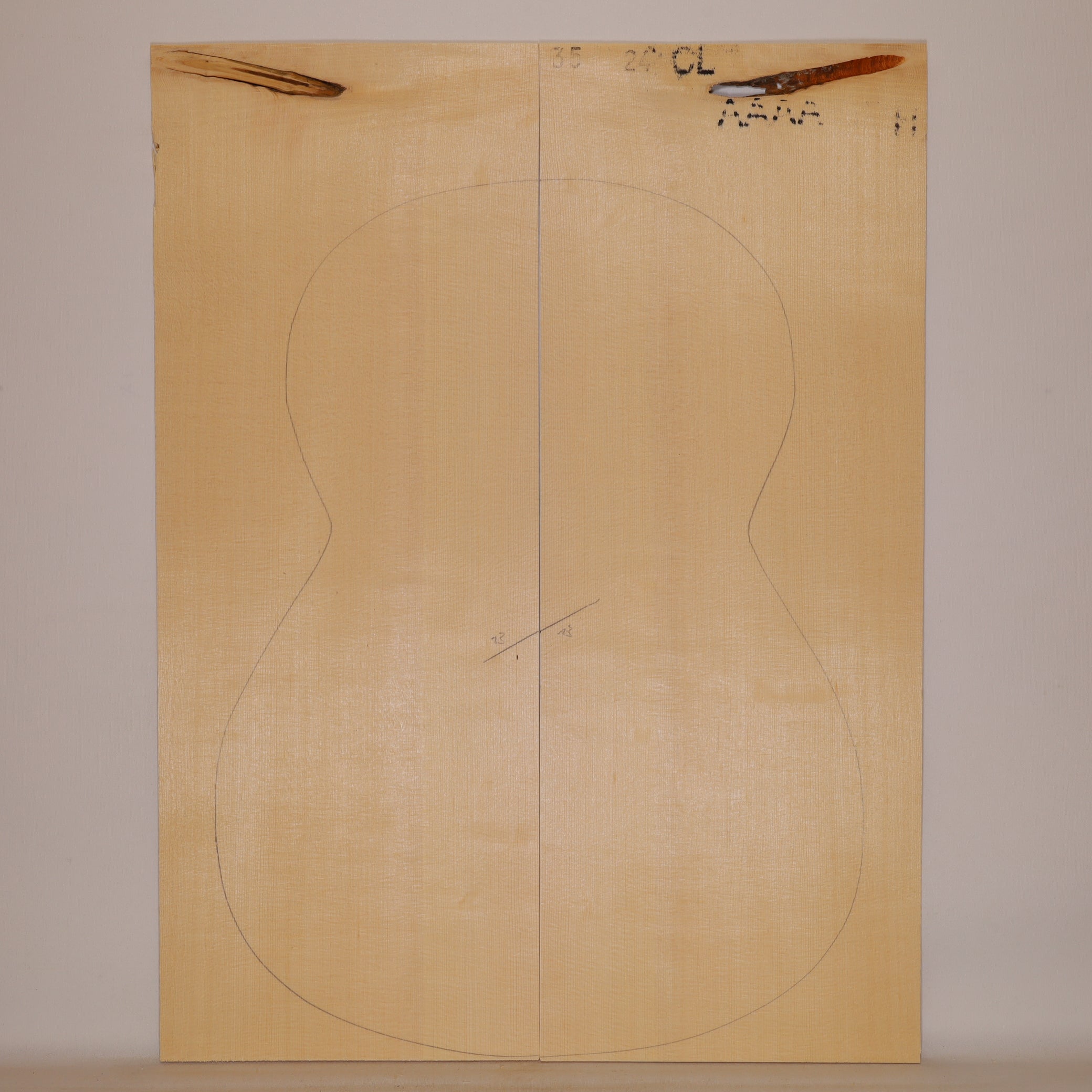 Spruce Top for Classical Guitar AAAA (no. 924)