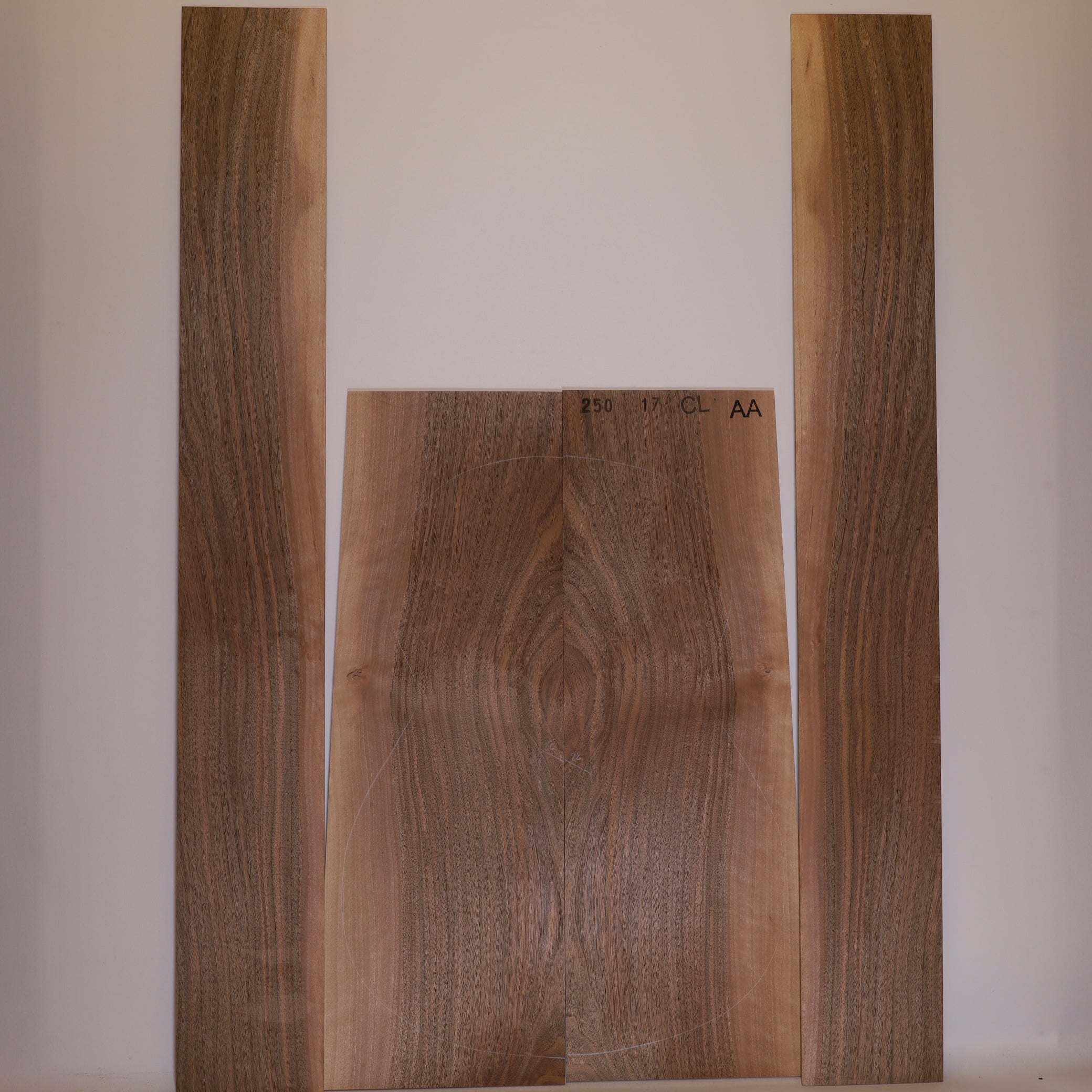 Walnut Set (Back/Sides) for Classical Guitar AA (no. 333)