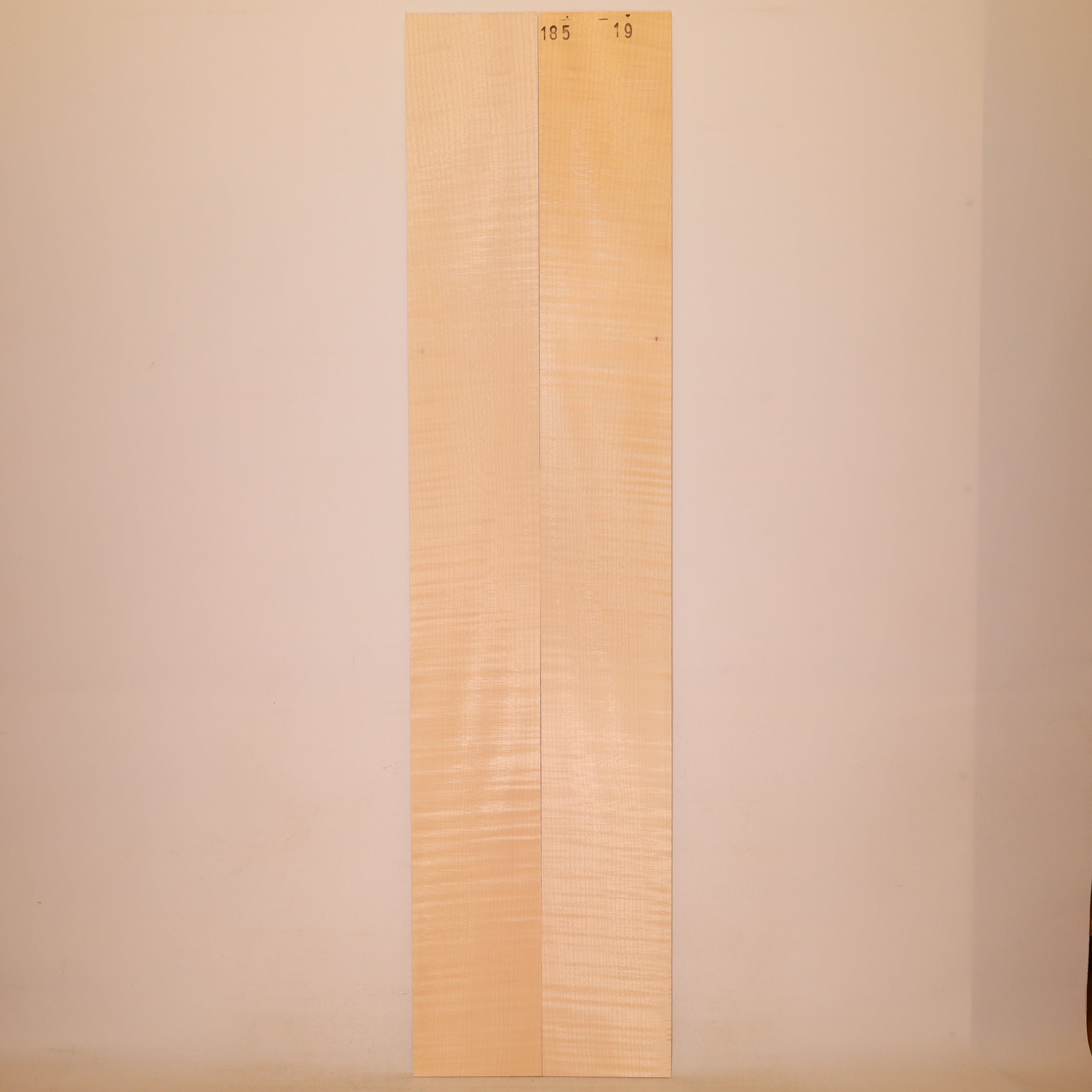 Maple Sides for Classical Guitar AA (no. 2124)