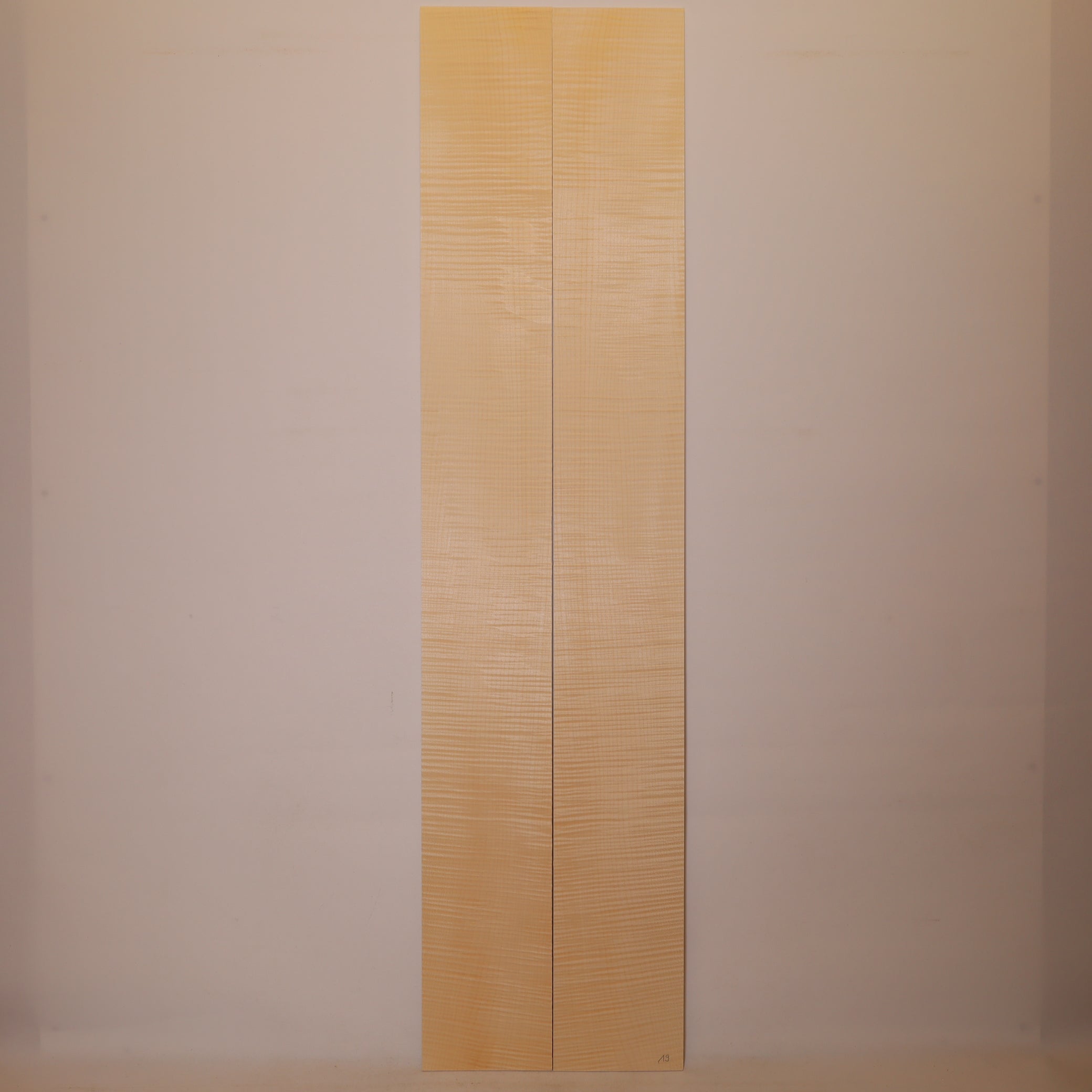 Maple Sides for Classical Guitar AAA (no. 819)