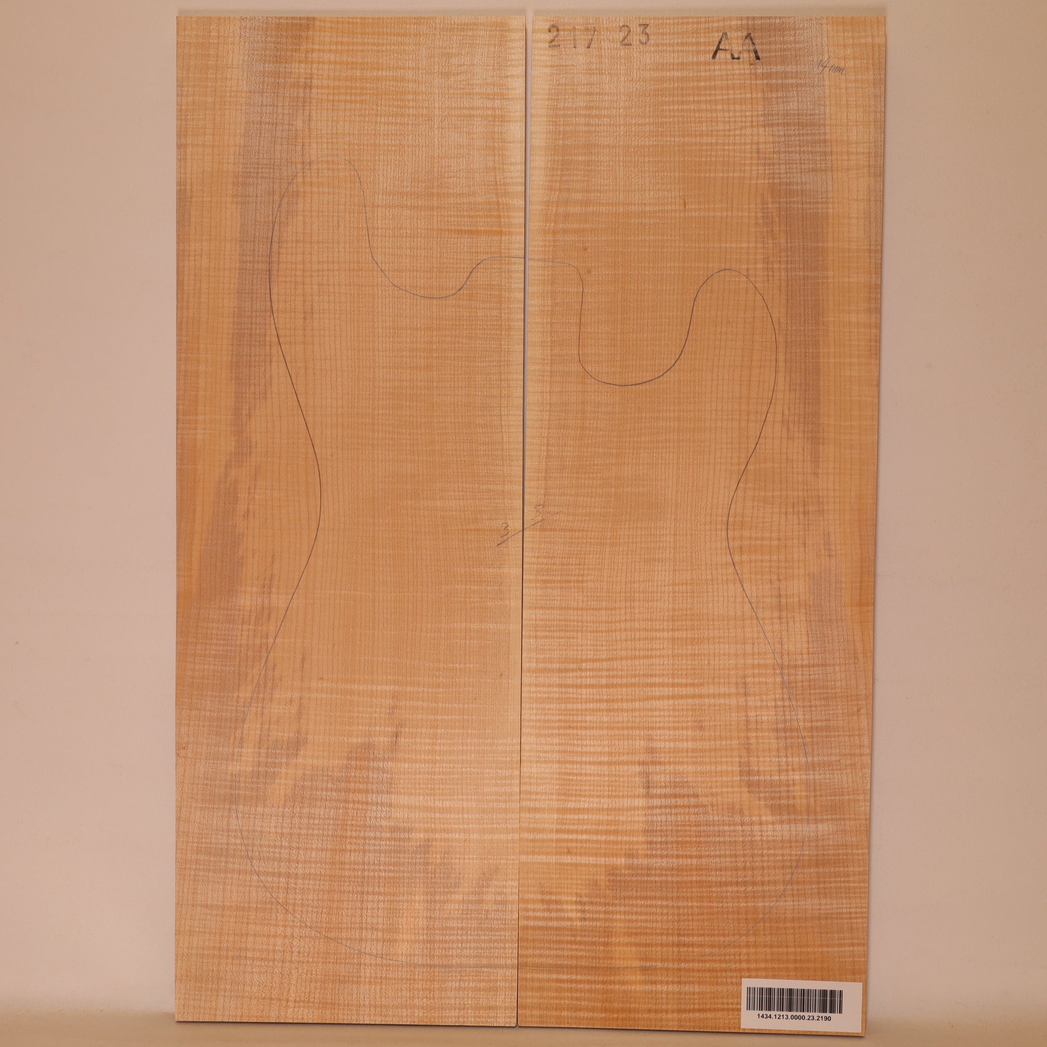 Maple Carved Top 2-piece for Electric Guitar AA (no. 2190)