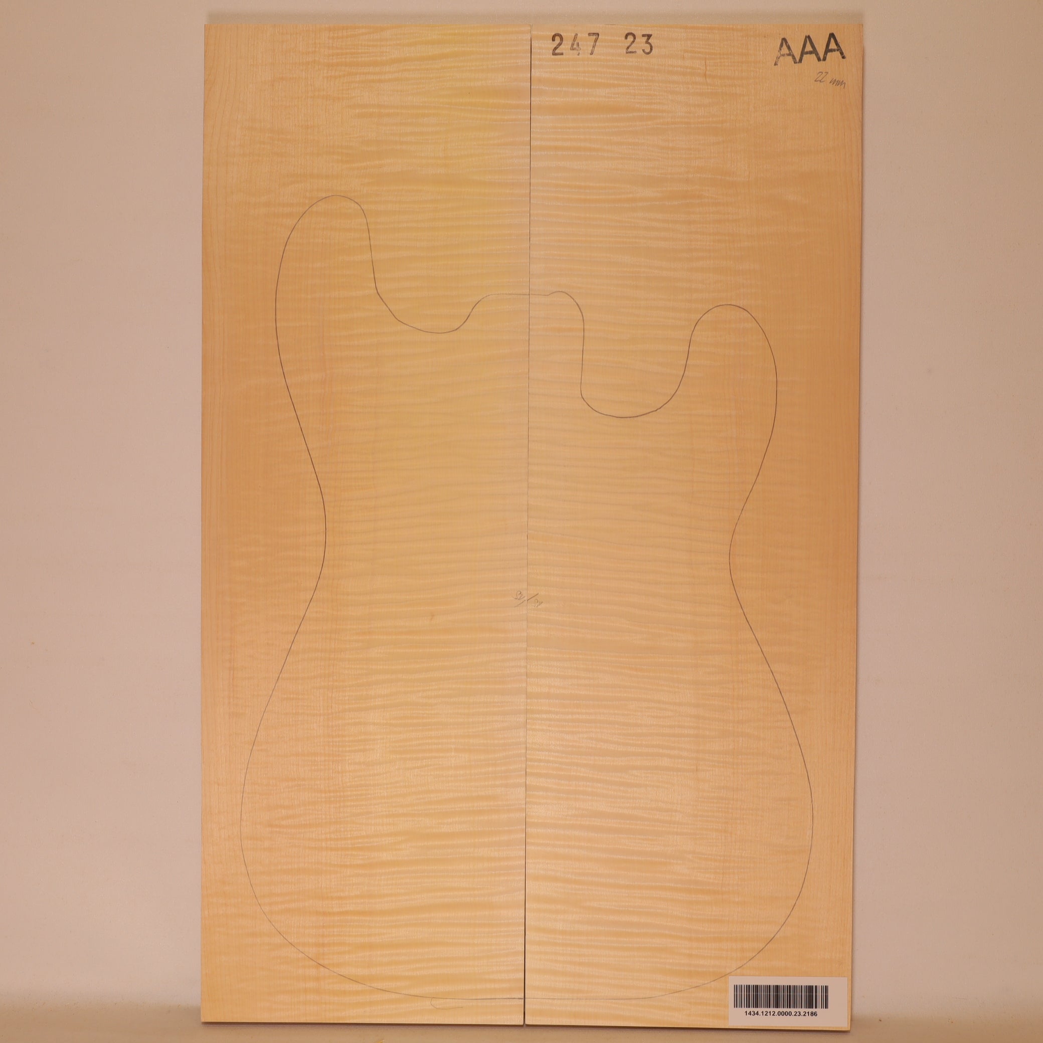 Maple Carved Top 2-piece for Electric Guitar AAA (no. 2186)