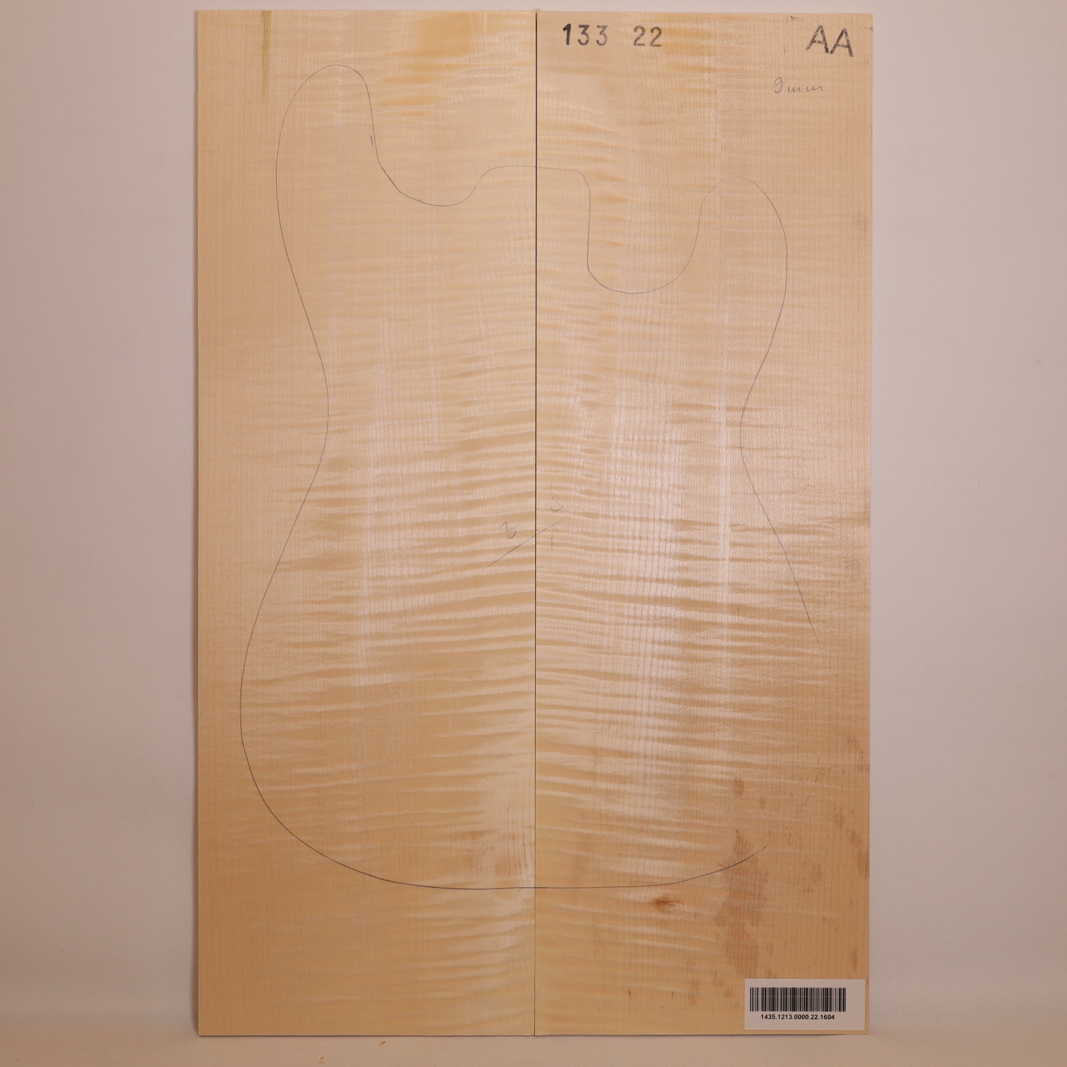 Maple Drop Top 2-piece for Electric Guitar AA (no. 1604)