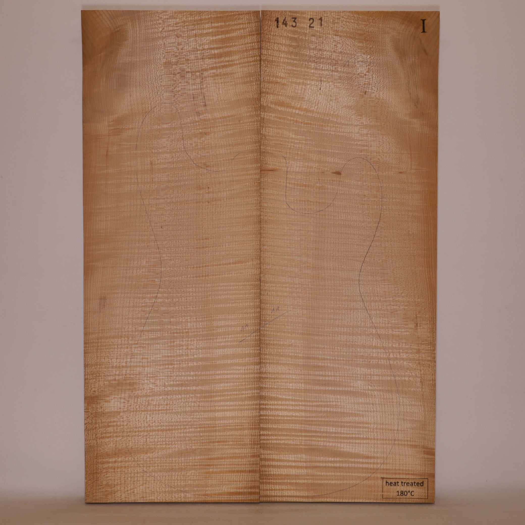 Thermo Maple Carved Top 2-piece for Electric Guitar I (no. 888)