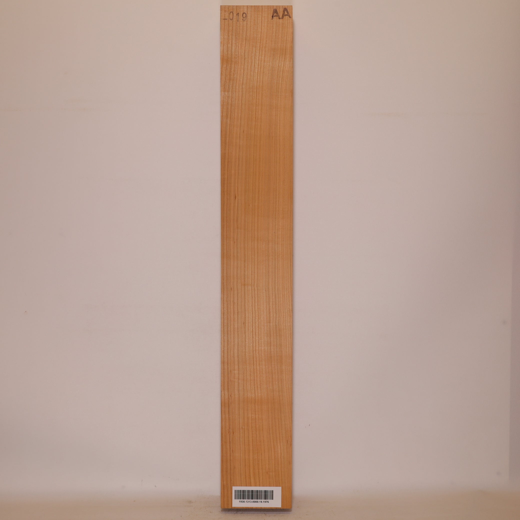 Cherry tree Neck 700x100x50 mm AA (no. 1976)