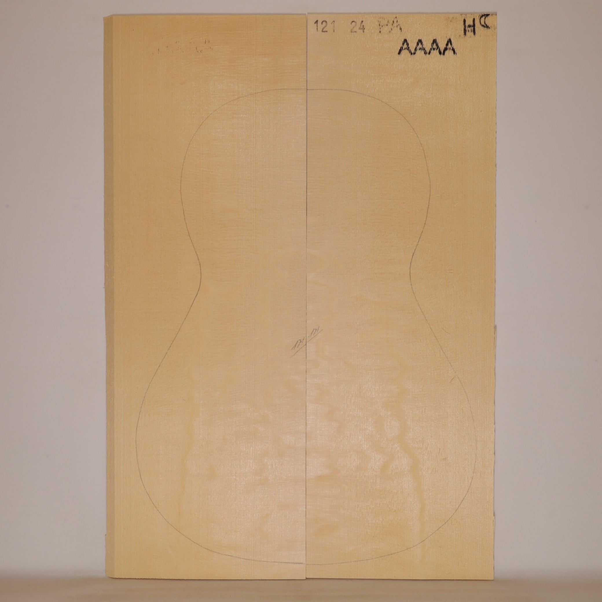 Spruce Top for Parlor Guitar AAAA (no. 1300)