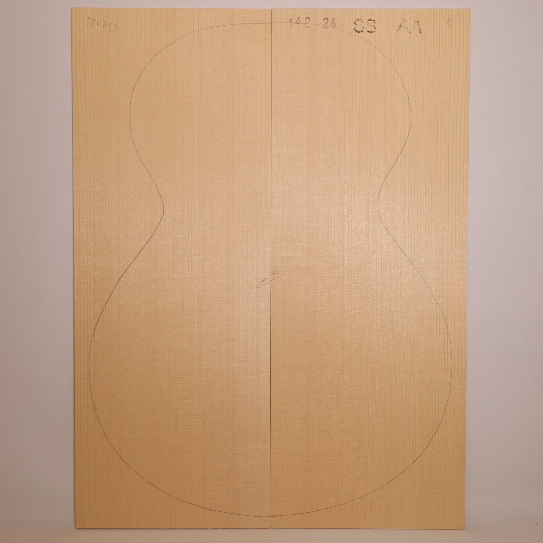 Spruce Top for Steel String Guitar AA (no. 1660)