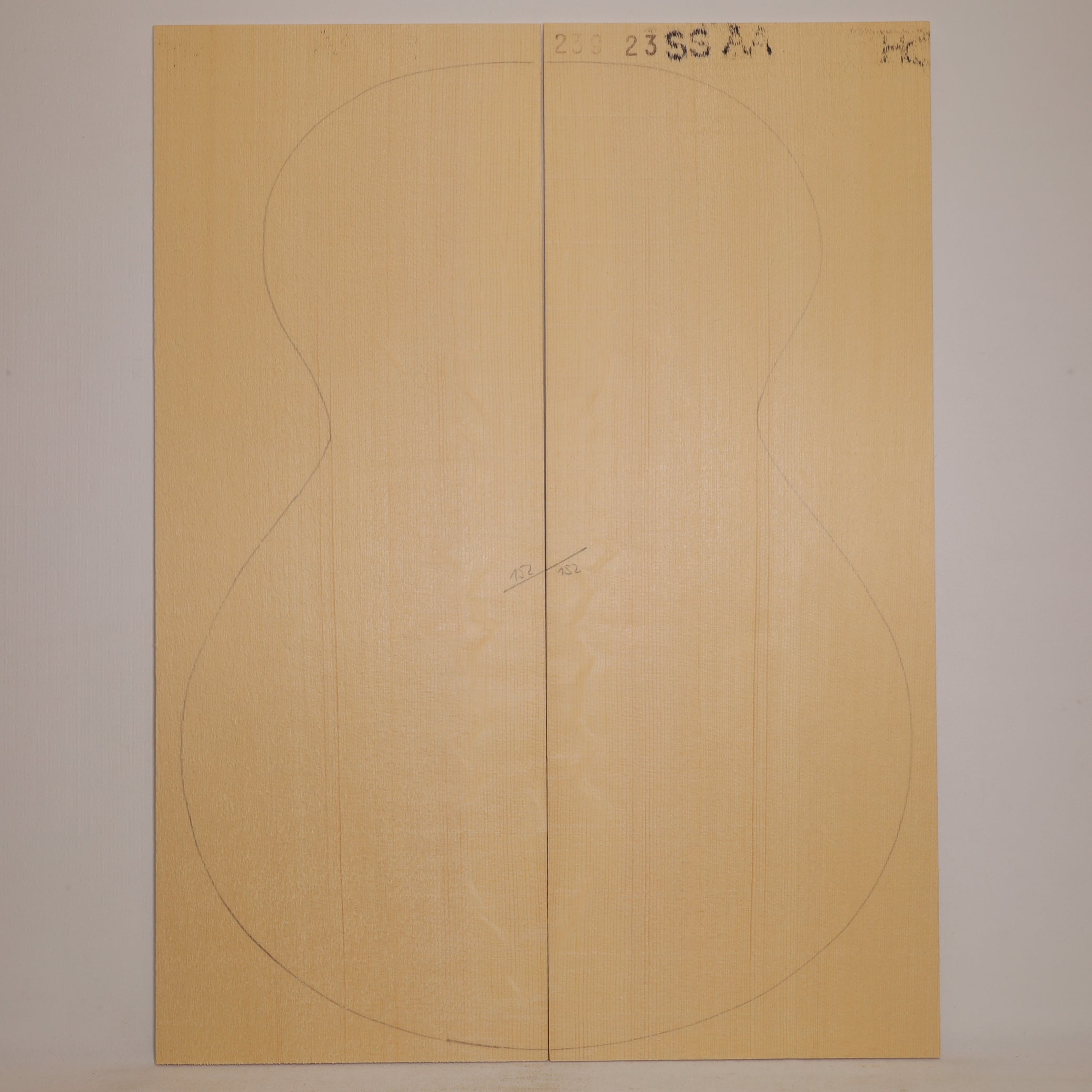 Spruce Top for Steel String Guitar AA (no. 1497)