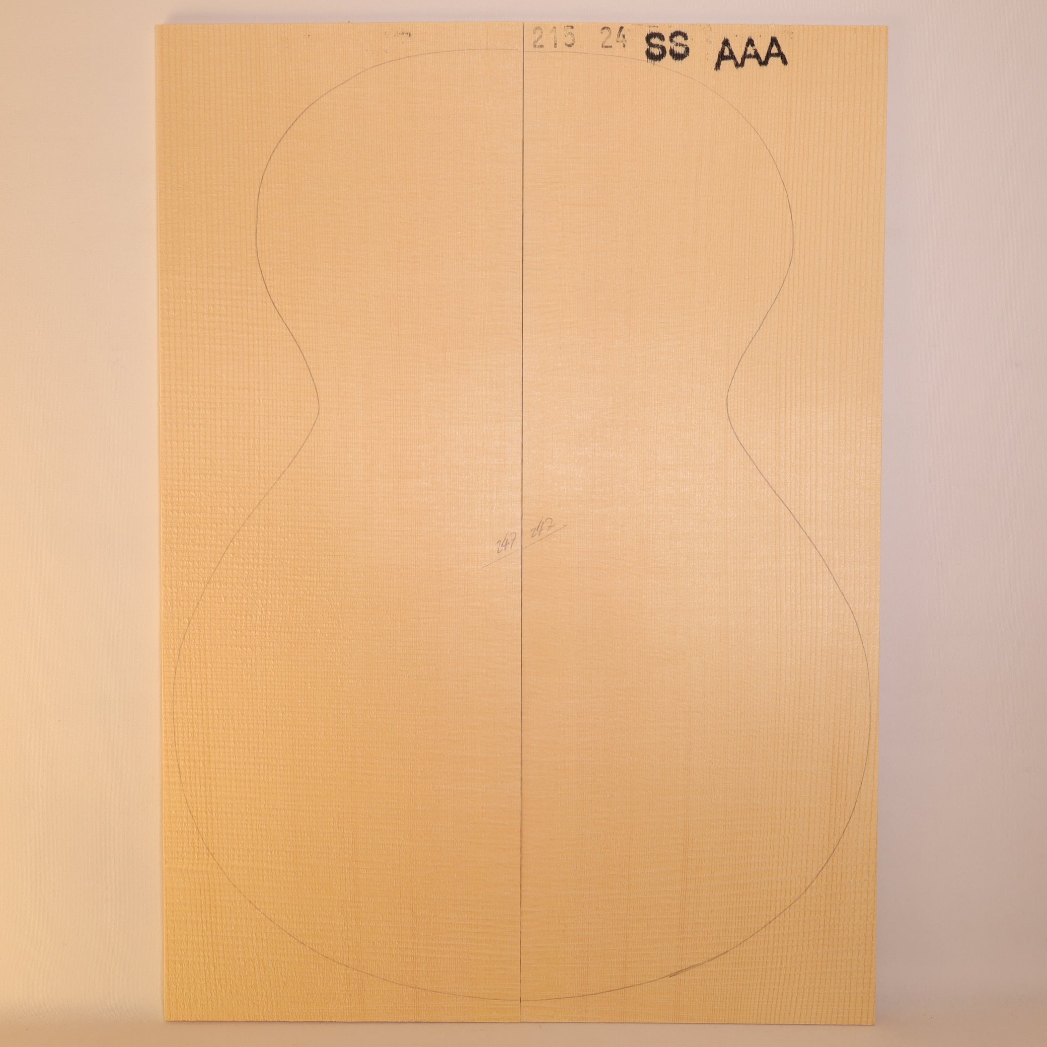 Spruce Top for Steel String Guitar AAA (no. 1685)