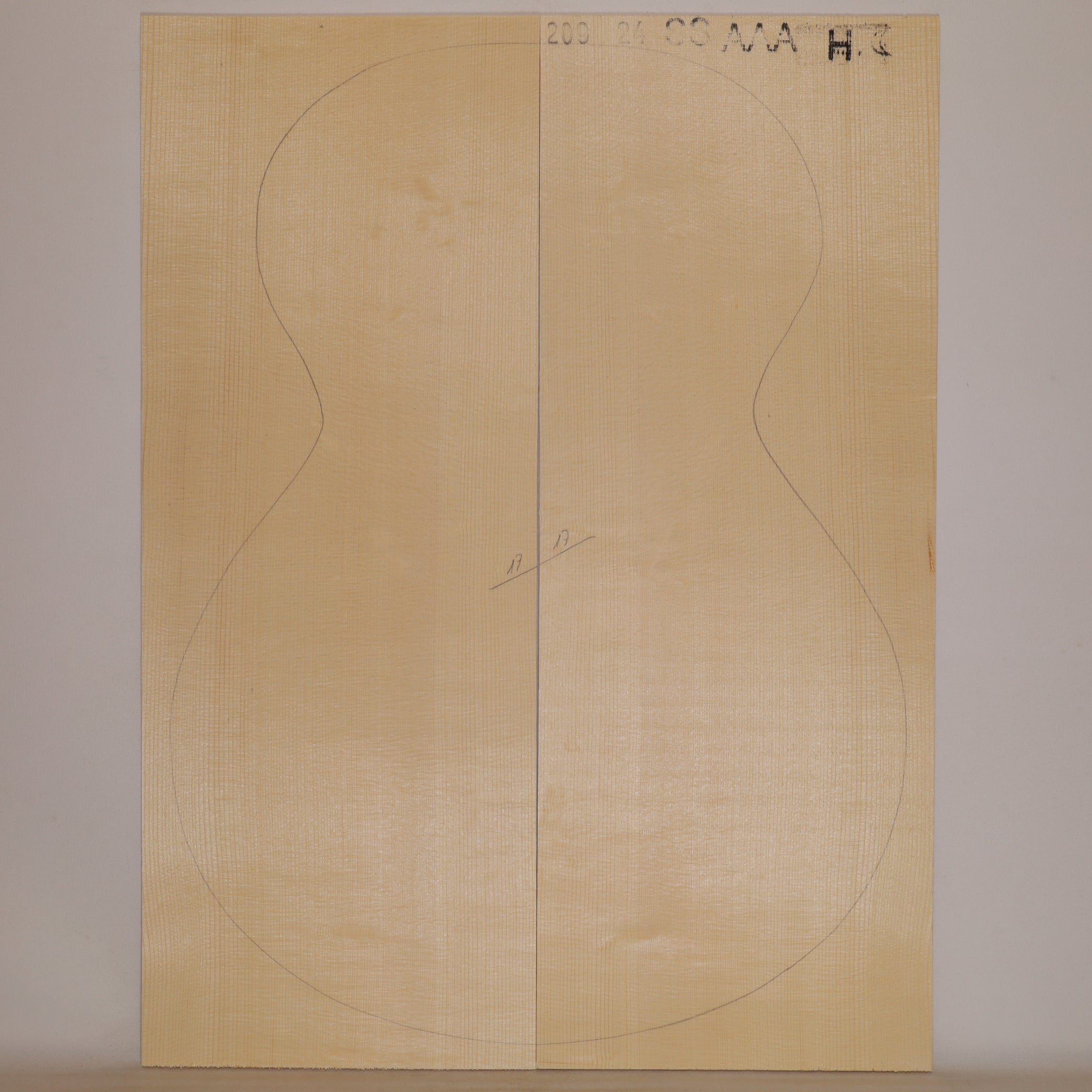 Spruce Top for Steel String Guitar AAA (no. 1203)