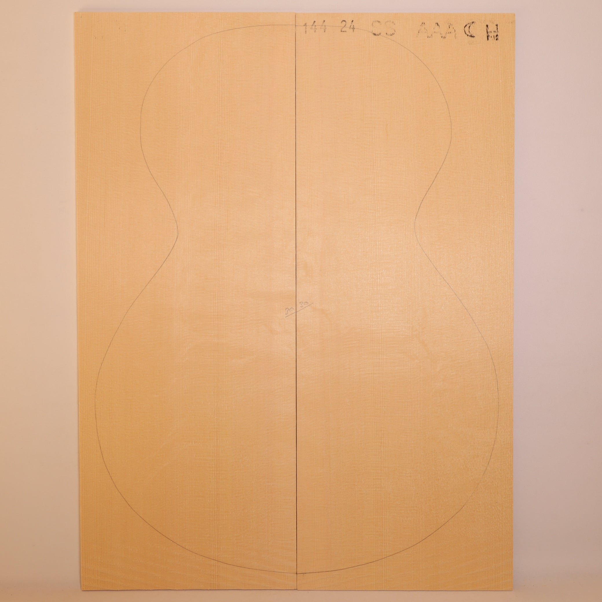 Spruce Top for Steel String Guitar AAA (no. 1672)