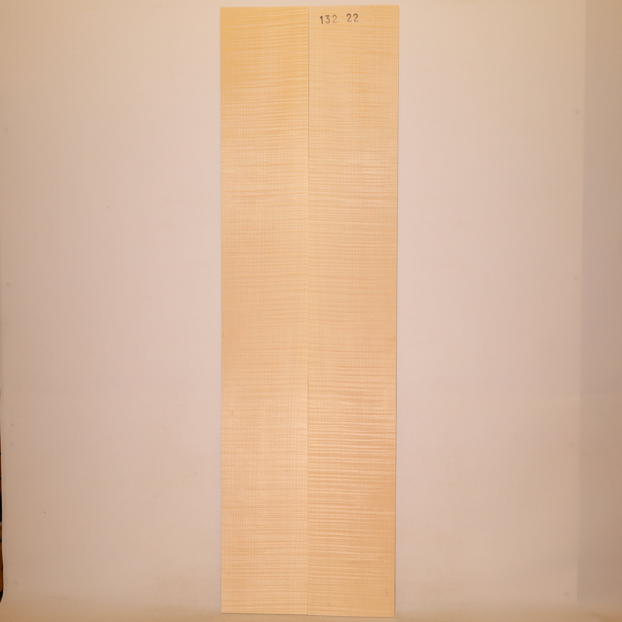 Maple Sides for Steel String Guitar AAA (no. 2116)