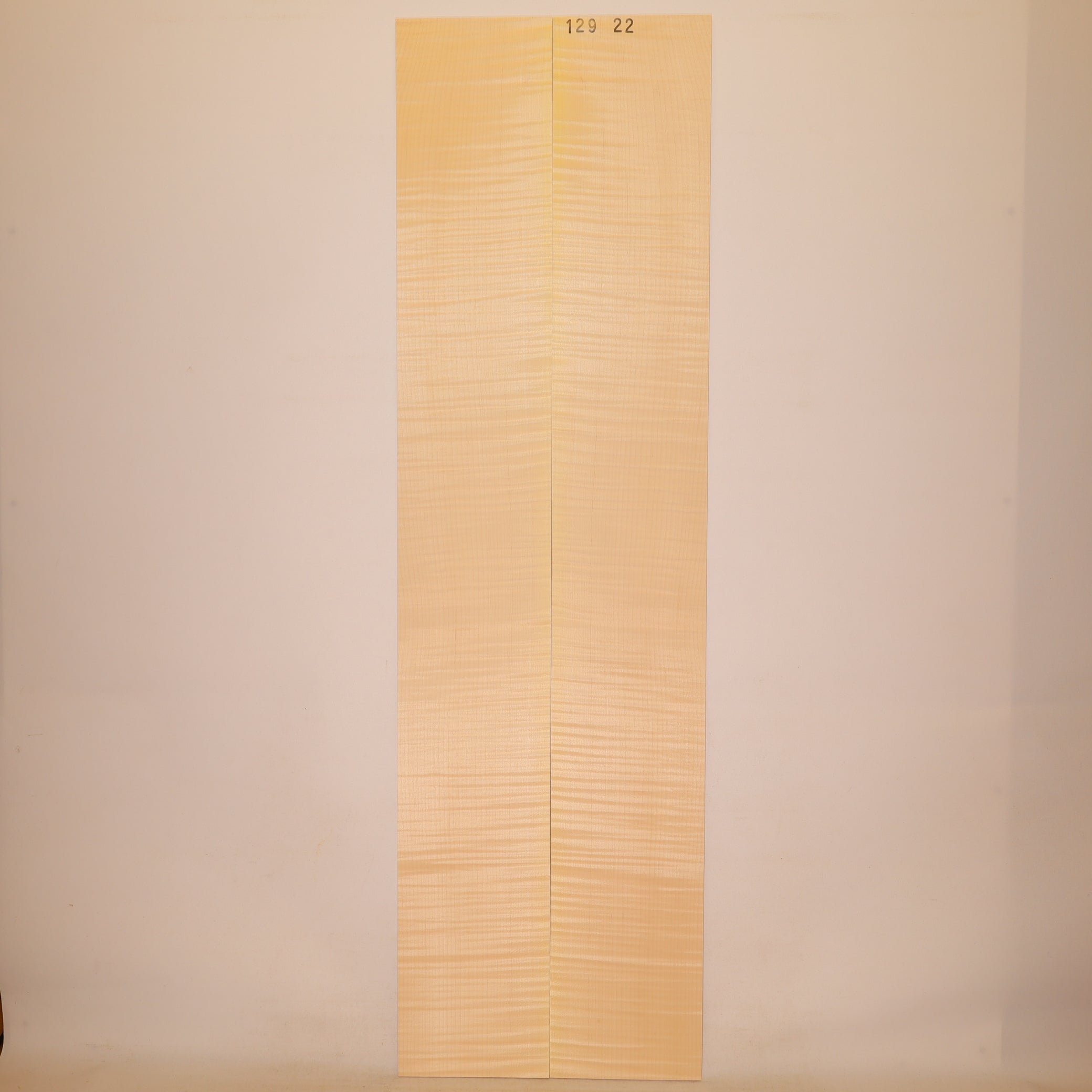 Maple Sides for Steel String Guitar AAA (no. 2117)