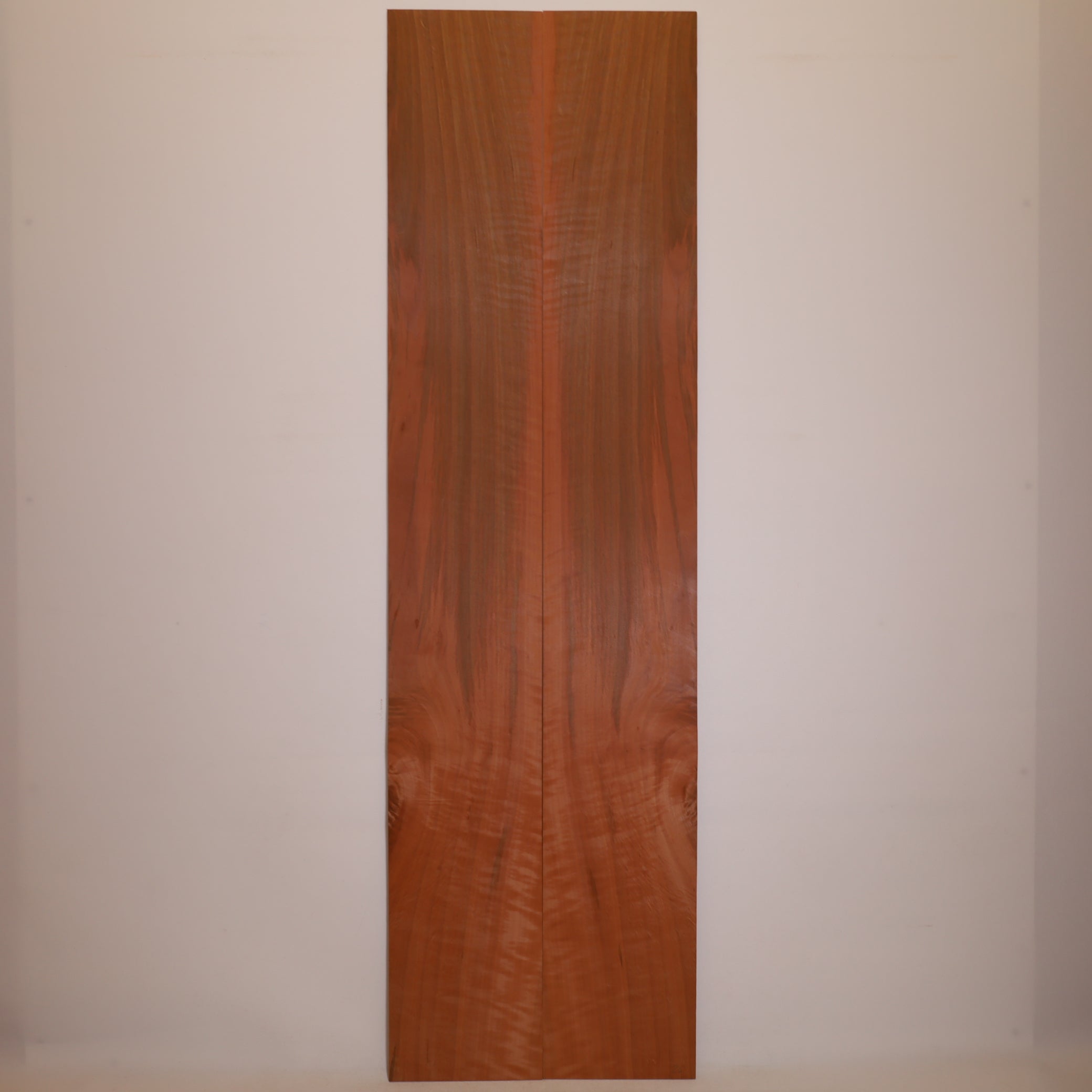 Pear Sides steamed for Steel String Guitar AA (no. 826)