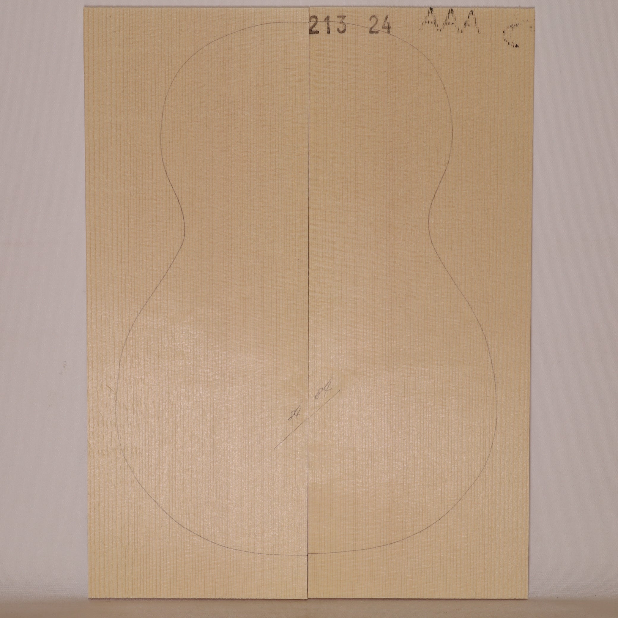 Fichtendecke für Ukulele (Bariton) AAA (Nr. 1391)