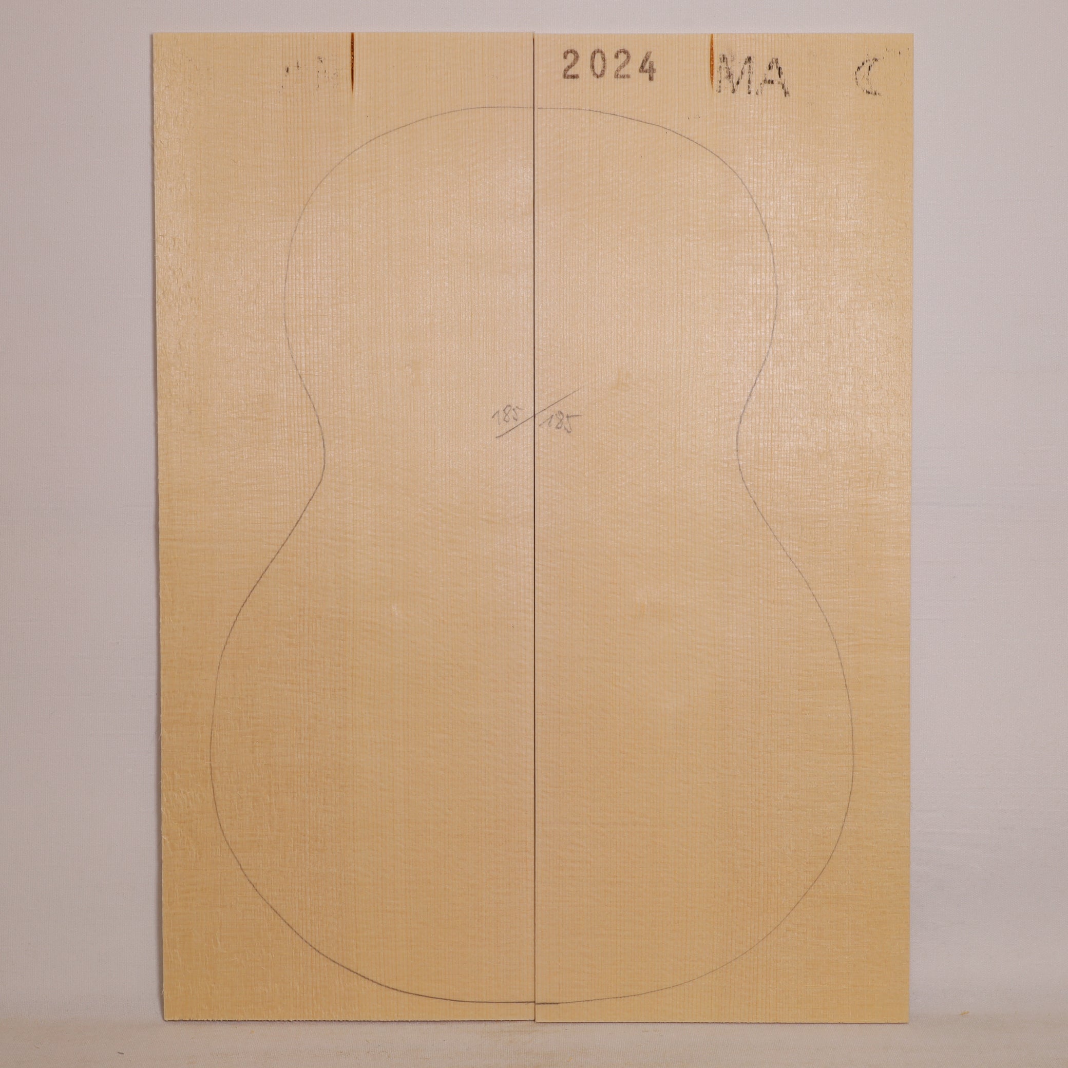 Spruce Top for Ukulele (Baritone) MA (no. 978)