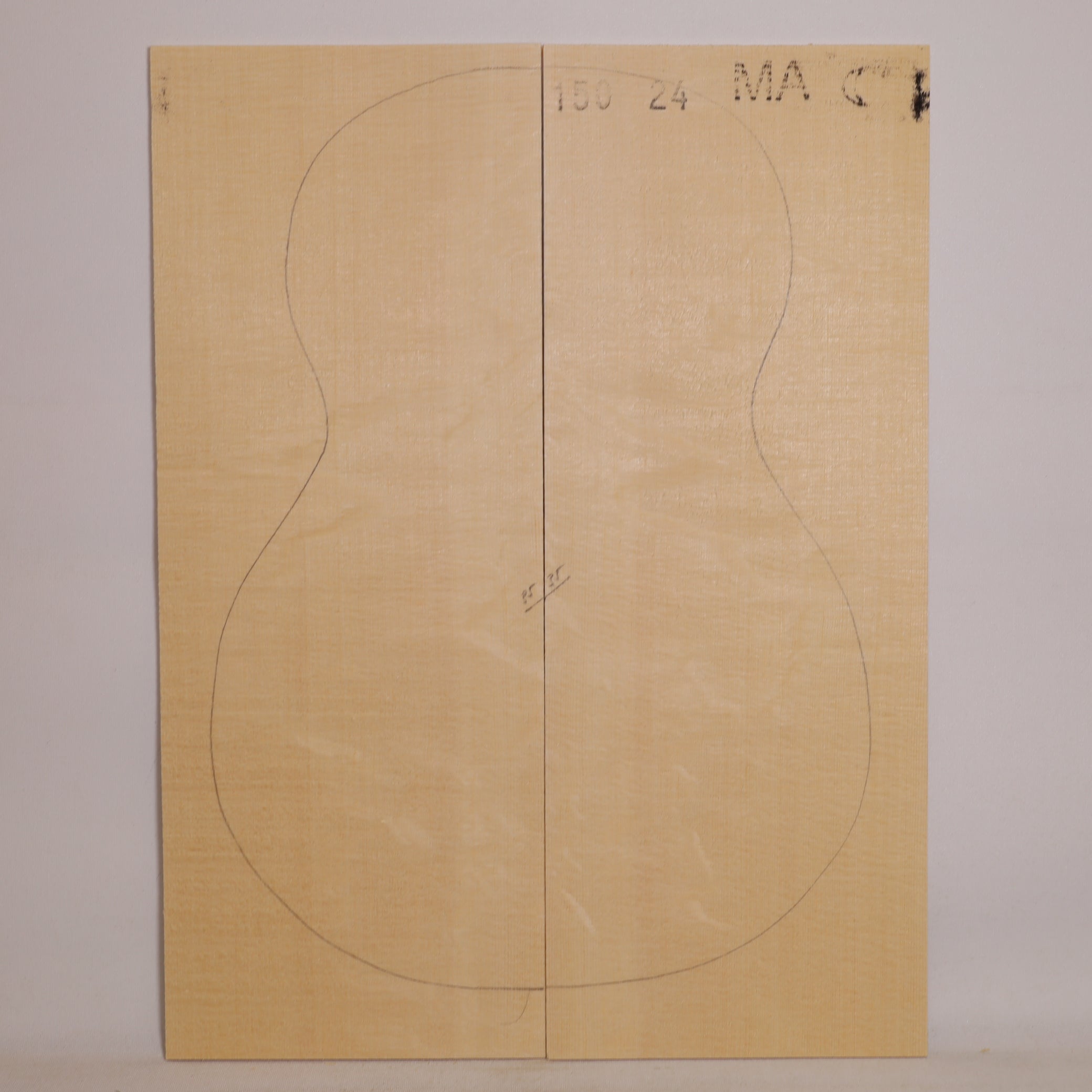 Spruce Top for Ukulele (Baritone) MA (no. 971)