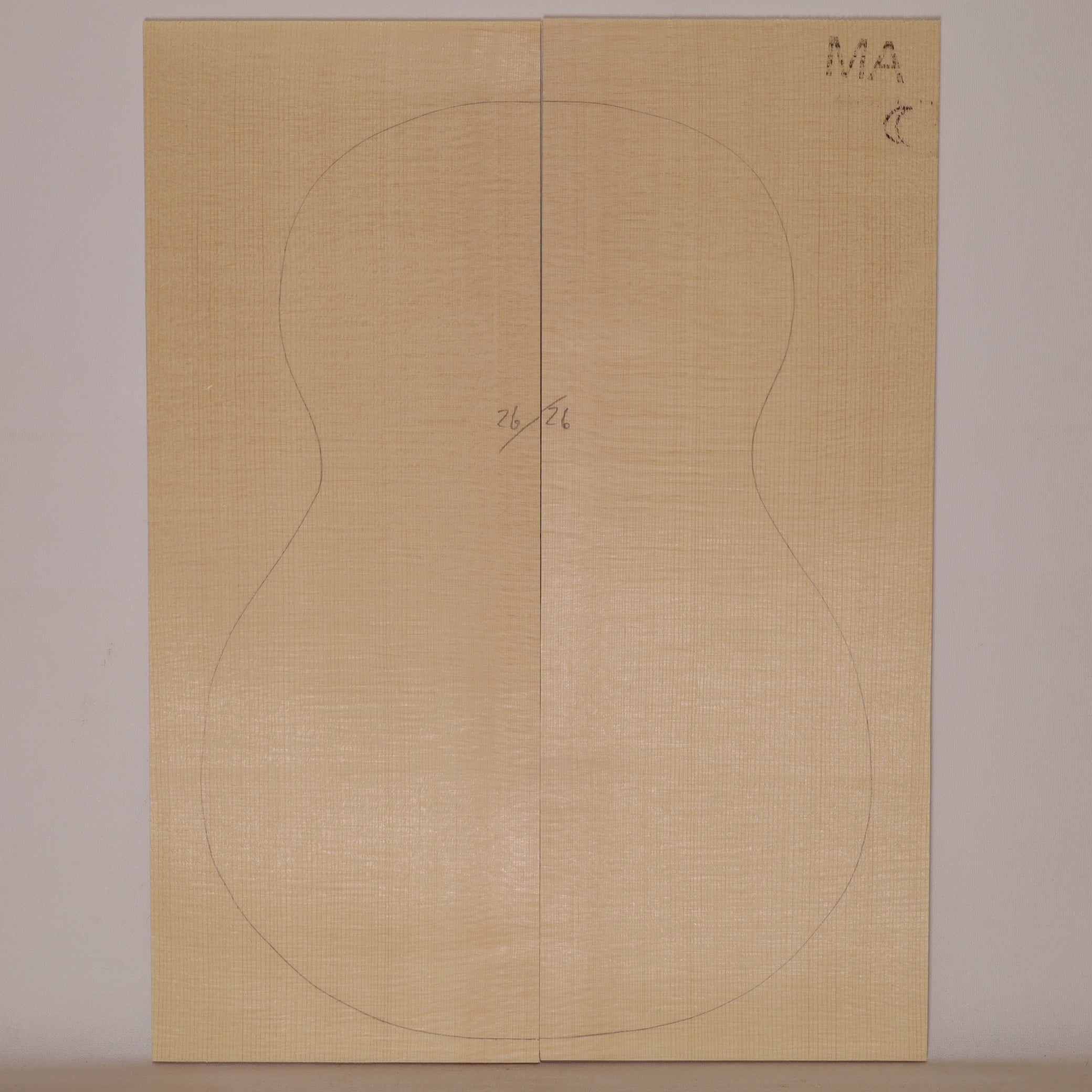 Fichtendecke für Ukulele (Bariton) MA (Nr. 1388)