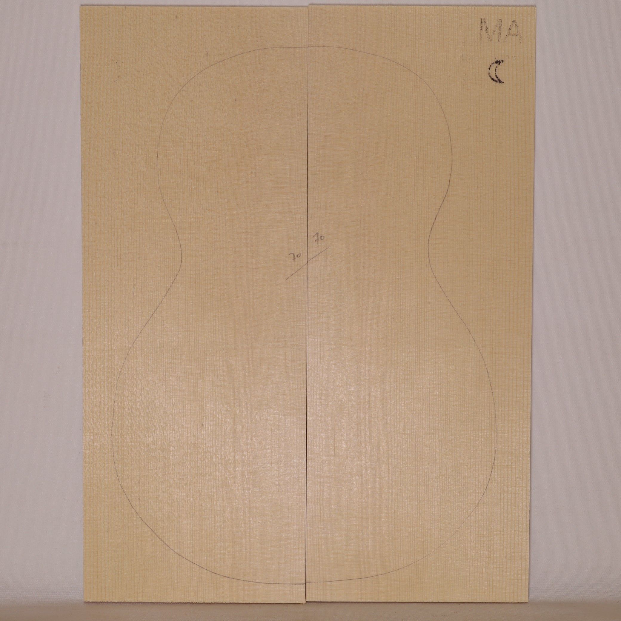 Fichtendecke für Ukulele (Bariton) MA (Nr. 1390)