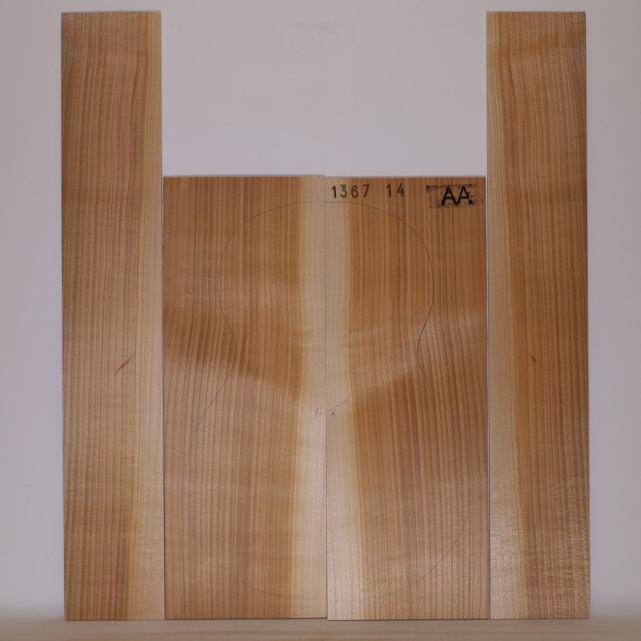 Cherry tree Set (Back/Sides) for Ukulele AA (no. 667)